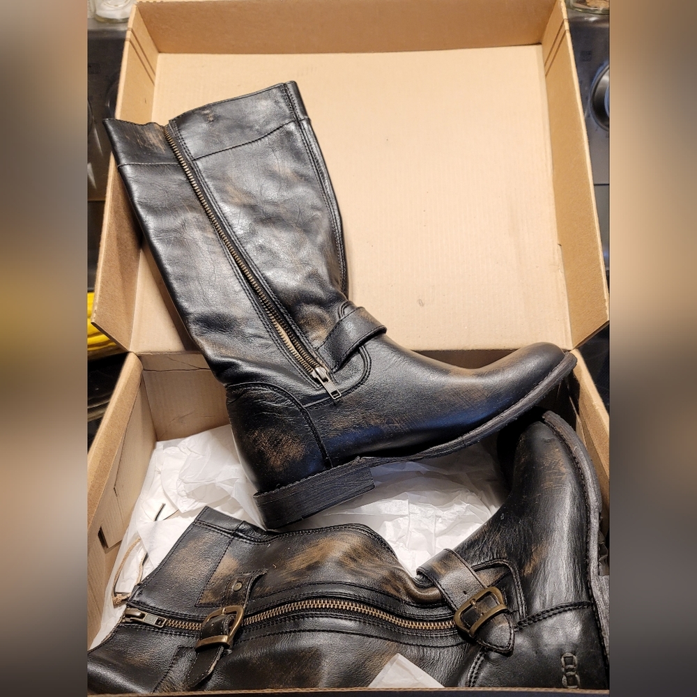 Bed/Stu Gogo Boots